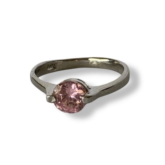 Pink Round Sapphire Solitaire Silver Ring Size 6 - Picture 3 of 3
